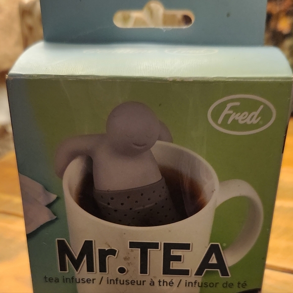 New in Box Fred Friends Mr Tea Infuser - Picture 2 of 6